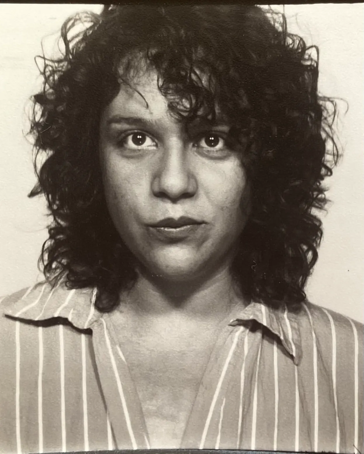 Retrato da direção de Above the Ground